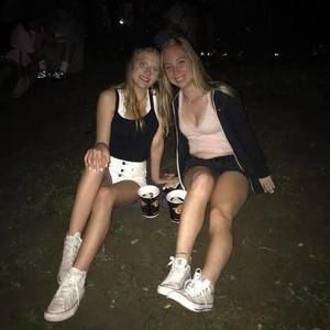 Meet your Posher, Corinne